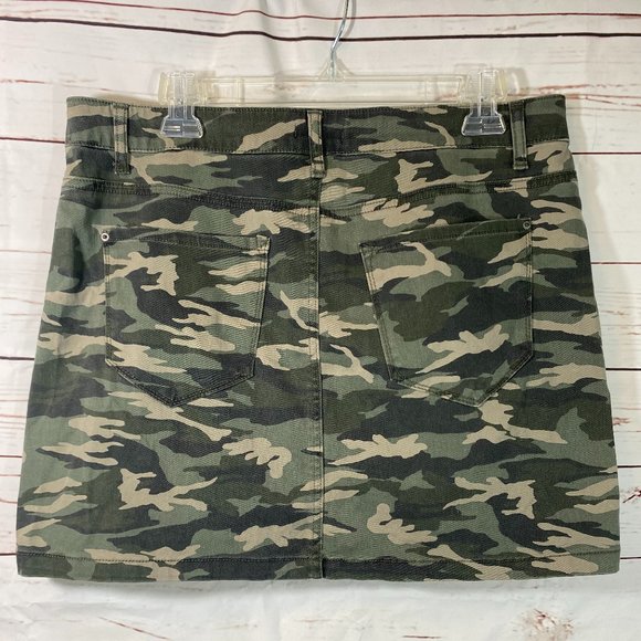 SOLD Kensie Jeans Camo Mini Skirt NWOT Women's Size 12 - Picture 5 of 8